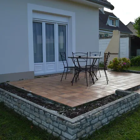 Le Dortoir, Maison Familiale - Jardin - 5km Cresserons