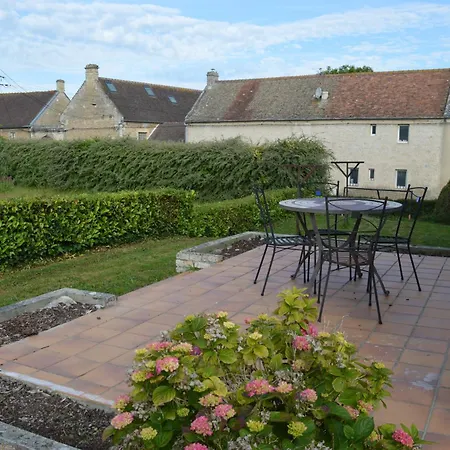 Le Dortoir, Maison Familiale - Jardin - 5km Holiday home Cresserons