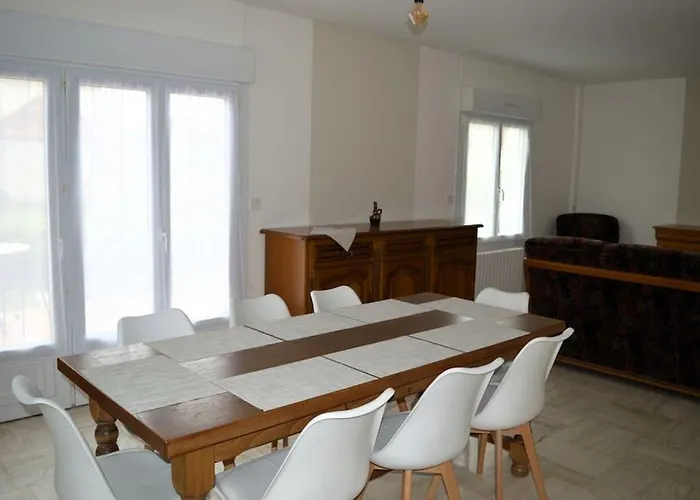 Casa vacanze Le Dortoir, Maison Familiale - Jardin - 5km